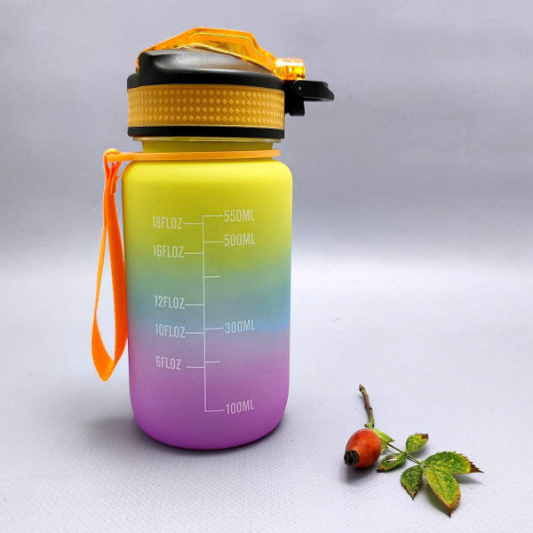 Бутылка для воды 550 мл. с клапаном и разметкой / Двухцветная бутылка для воды и других напитков, цвет РАДУГА